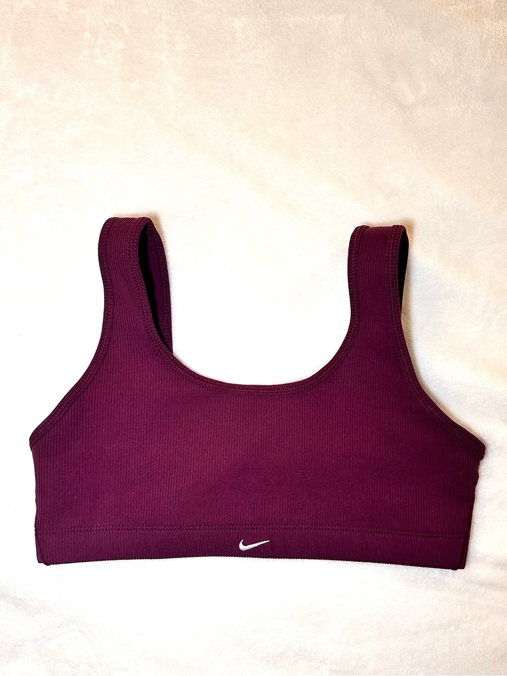 NIKE Dri-Fit Ribbed Sports Bra • Women’s Medium Red Maroon • Workout Gym Active